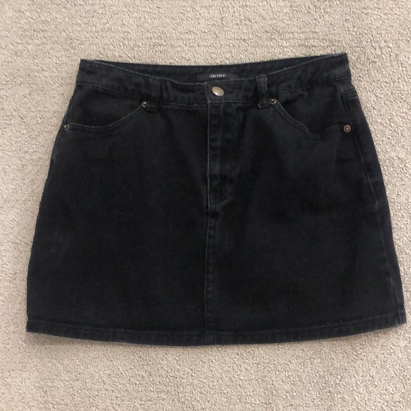 Forever 21 Dresses & Skirts - Forever 21 Black Skirt